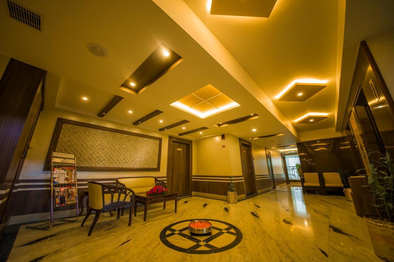 The Renai Cochin Hotel Kochi Exterior photo